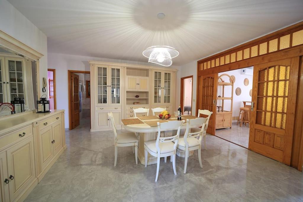 Villa Teram 알라예로 외부 사진
