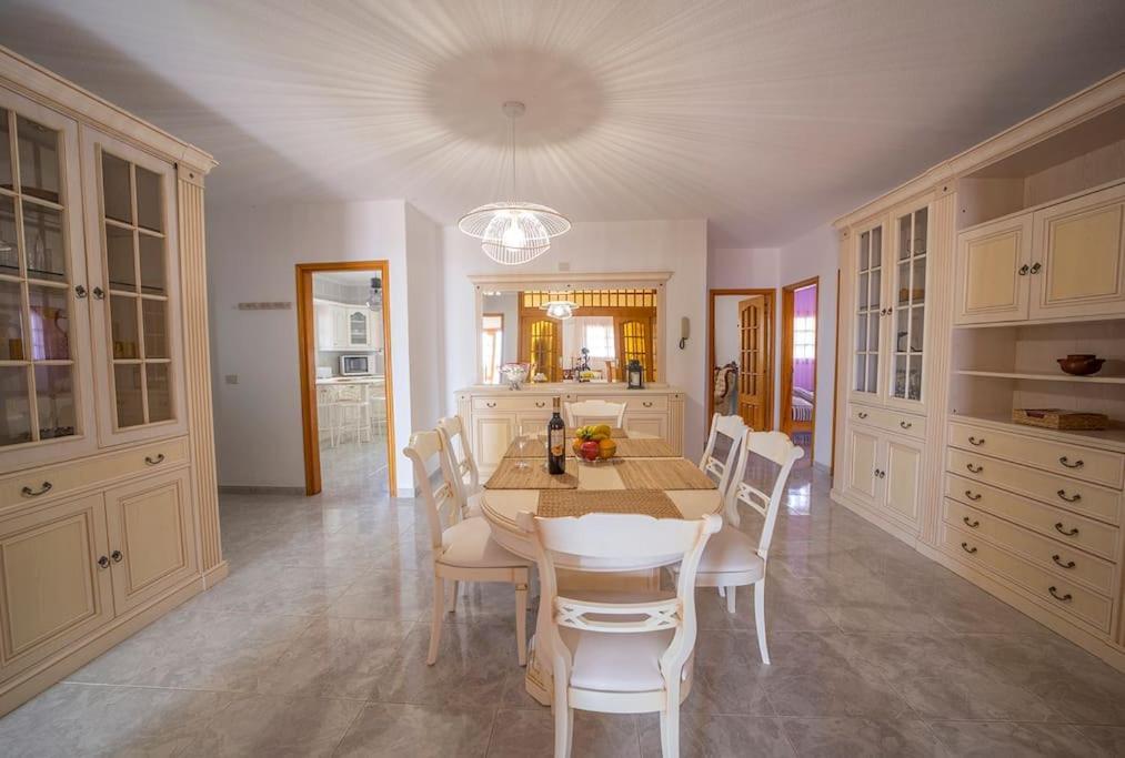 Villa Teram 알라예로 외부 사진